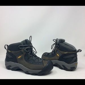 Keen men’s hiking boots keen dry waterproof size 9